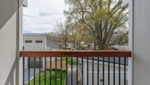 Brand New Modern House - Walk to Main Street - Foto 4