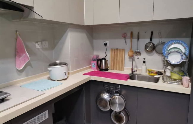 Cityview 2BR Country Garden Danga Bay @ Natol - Photo 3