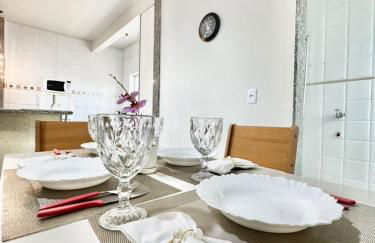 Ape Elegance com ar condicionado cama queen no centro - Foto 12