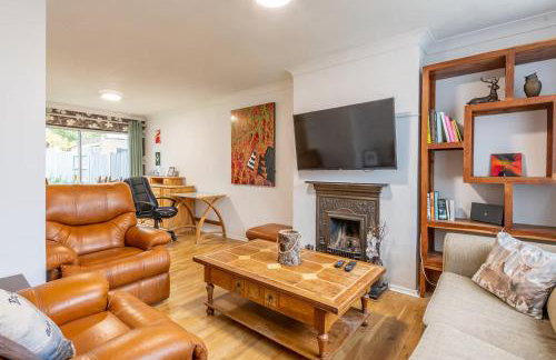 Pass the Keys 3-Bedroom Home in Chelmsford Sleeps 7 - Foto 8