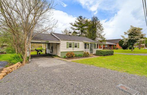 Riverfront Tennessee Retreat with Patio and Boat Ramp! - Foto 2