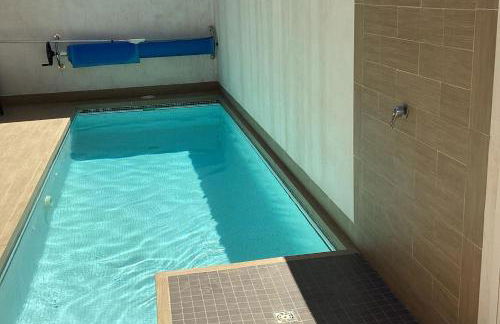 HouseSleeps6-Pool-Beach-Garden-Solarium-PetOK - Foto 10