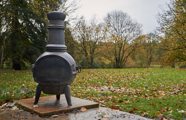 1-bed Cabin, 2 Adults, Wood Burning Hot Tub & Fire - Photo 26