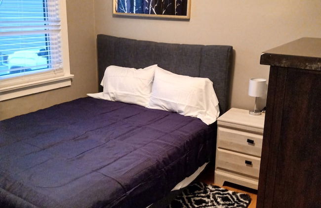 Toronto Furnished Living- Niagara Falls - Photo 4