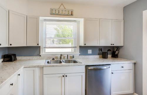 Dog-Friendly Port Clinton Home Walk to Lake Erie! - Foto 2