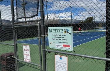 Dogs OK! Prime Home Base minutes to Downtown and Trails - Foto 58