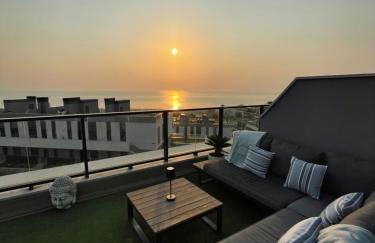 Iconic Alluba Alicante luxury bay - Photo 1