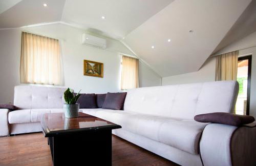 Stone house with 4 bedrooms and beautiful view - Foto 38