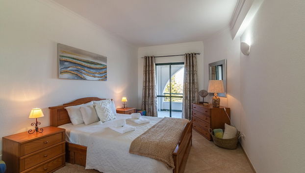 Albufeira Salgados Beach 1 by Homing - Foto 5, Habitación