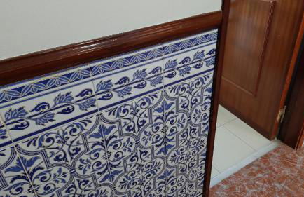 Enjoy Lisbon Cascais Sintra 1200 metres to metro blue line Sintra Rail line Free Parking - Foto 39