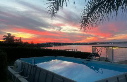 Casa con piscina e vista mare dal giardino - Foto 2