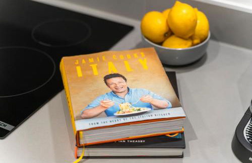 Signature Suite- City Centre, Pool Table, Canal, Netflix Sleeps 7 - Foto 16