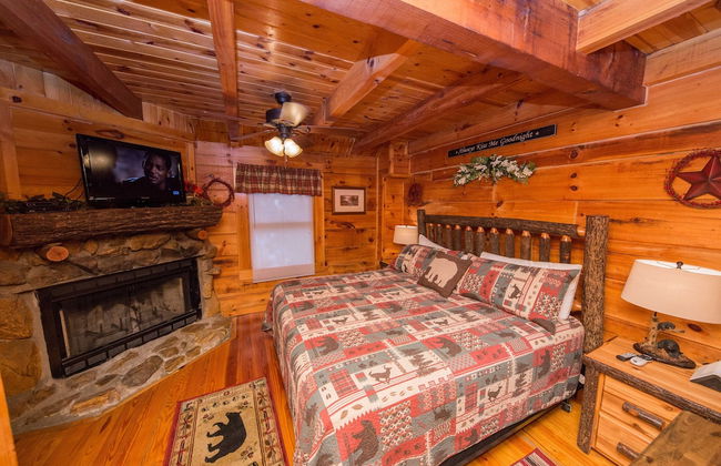 Secluded Escape - One Bedroom Cabin - Foto 2