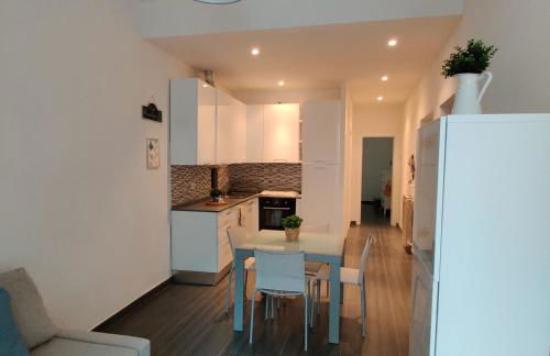 Vista sul carruggio, centro storico di Chiavari - Photo 27