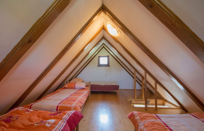 Tranquil Holiday Home in Kvarner with Hot Tub - Photo 2