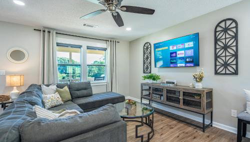 Disconnect From The City In This Outdoorsy Getaway - Foto 2