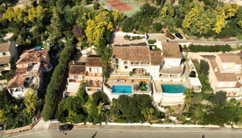 Villa soleil - Vue mer et montagne - Piscine privée, tennis, accès plage à pied - Foto 2