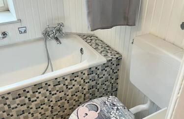 Casa Luna 6 min Hbf , Erdgeschosswohnung ,Altbau - Photo 29