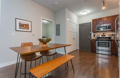 CozySuites TWO Stylish Music Row Condos with parking - Foto 16