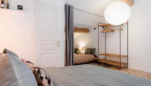 Gîte avec piscine & Spa - La Sacristie - Foto 5, wardrobe