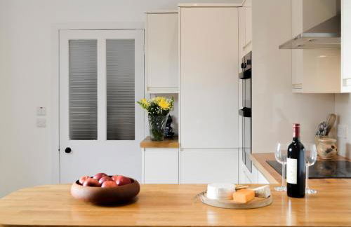 The Coach House - Photo 8