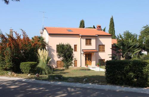 Apartments with parking space Umag - 6995 - Foto 1