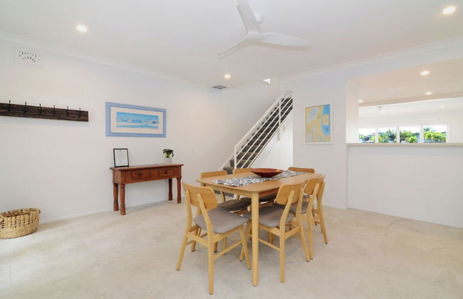 Noosa Entrance Waterfront Resort - Photo 67