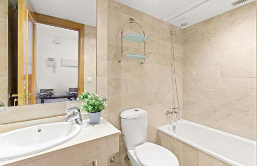 Apartment close to the sea in Las Chapas - Photo 14