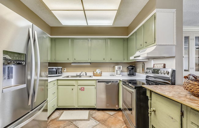 Dolphin Point 202a 2 Bedroom Condo by RedAwning - Foto 9