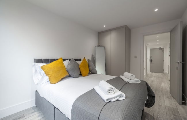 Remarkable 2-bed Apartment in Camberley - Foto 11