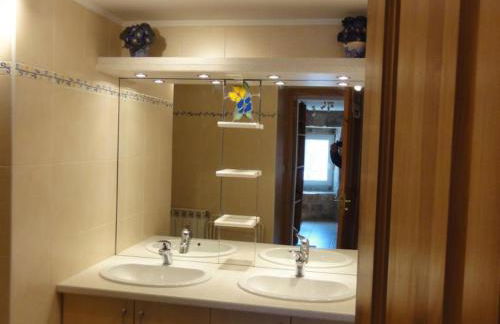 Holiday cottage in Lozre in a pretty corner of Margeride - Foto 7