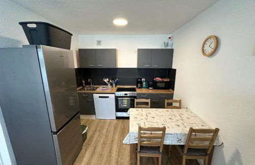 Beautiful and cosy apartment in central location with 2 balconies - Foto 4