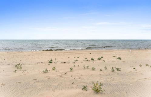 Cottage with Private Lake Access! Short distance to town - Foto 24