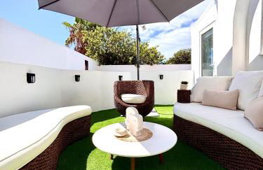 Apartment in villa - RELAXING POOL-FRONT, PRIVATE TERRACE & POOL ACCESS, SOUTH TENERIFE - Foto 12