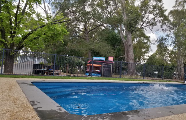 Euroa Caravan Park - Foto 34