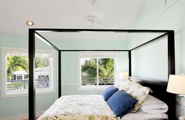 The Cottage at Rum Point - Private Getaway - Photo 4