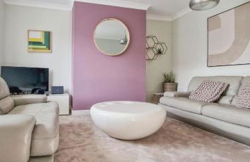 Stylish 3 Bed House Near Hospital, Racecourse, Free Parking - Foto 1