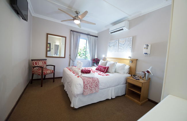 First Group Lake View Cabanas - Photo 3