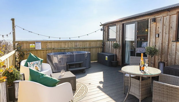 Willows Rest - 1 Bed Shepherd's Hut - Pentlepoir - Foto 2, Profilbild