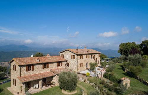 Villa in Umbria With Saltwater Pool - Photo 12