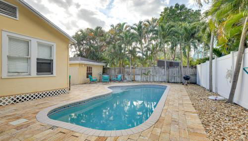 Shared Pool and Backyard Small and Cozy Guest House - Foto 2