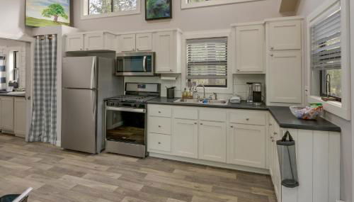 Fishing Pond Minervas Cottage in West Point! - Foto 2