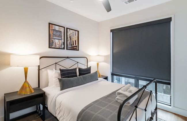 Astra Modern Midtown Retreat With Pool Gym Steps to Dining Broadway - Foto 21