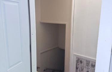 Garden level one bedroom apartment - Foto 17