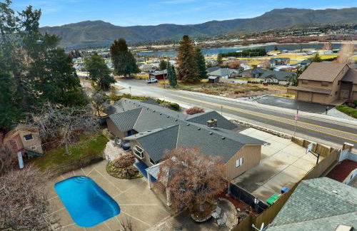 East Wenatchee Oasis 4BR, Pool, Hot Tub, Loop Trail - Foto 9