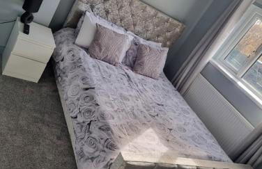 3 Bed Detached House & Hot Tub - Foto 21