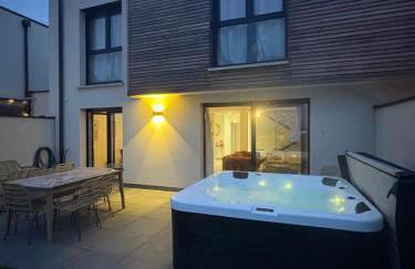 La Bulle Dorée Luxury private Jacuzzi House 4 BR Tourist Center - Foto 2