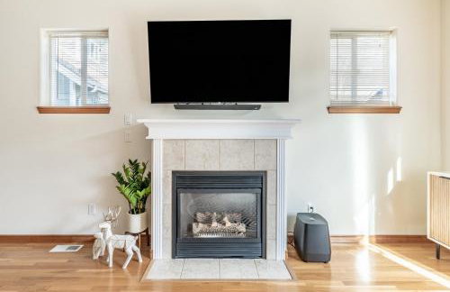 Luxury Home - Reading & Game Room - Outdoor Dining home - Foto 21