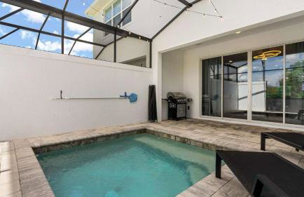 Upstay Pristine 3BR Home with Private Pool & BBQ - Foto 5