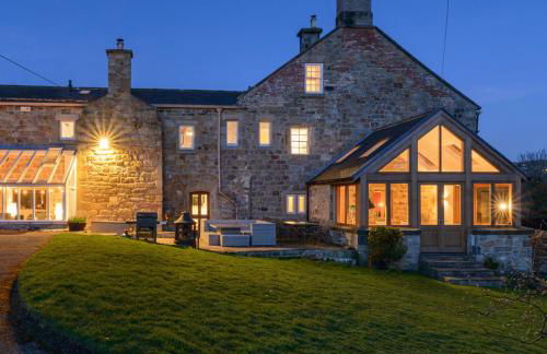 10 Bed Stunning House in village, with Hot Tub - Photo 65